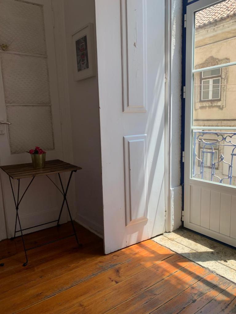 Saudade Guest House Lisbon Exterior photo